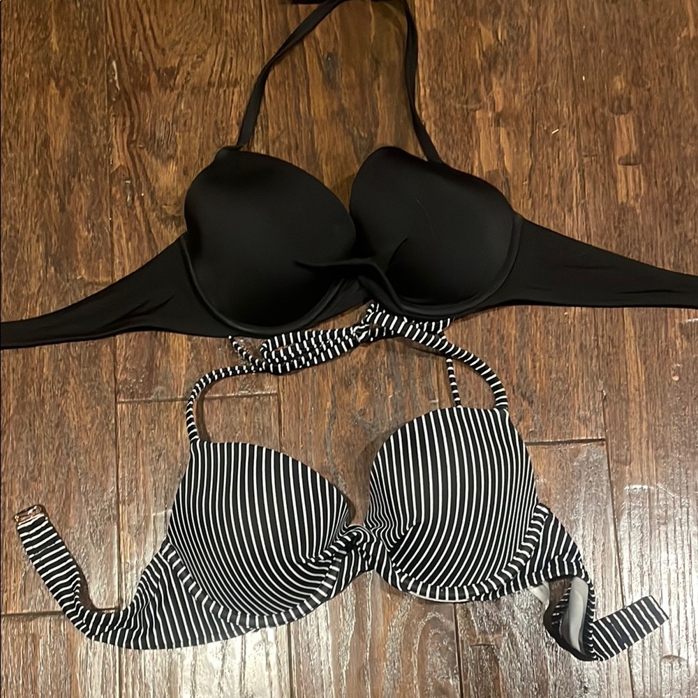 Shade & Shore Black and White twist front Bikini Top